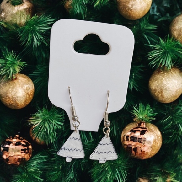 FREE with Holiday T shirt purchase! White Christmas Tree Earrings Handmade - Picture 1 of 4